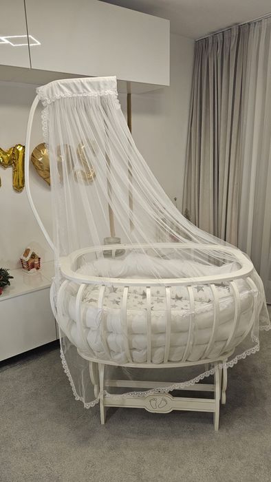 Patut bebe cu baby nest cadou