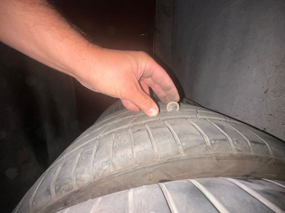 Летен спорт пакет Hankook Ventus S1 evo3 235/40/18 и 265/35/18 (DOT 24г/25г)