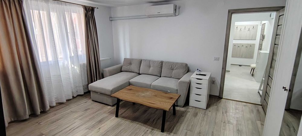 Apartament reamenajat mobilat