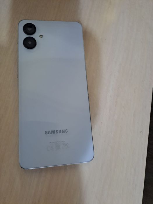 Samsung a 06 в идеальном состояние