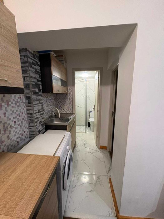 Apartament /garsoniera de vânzare