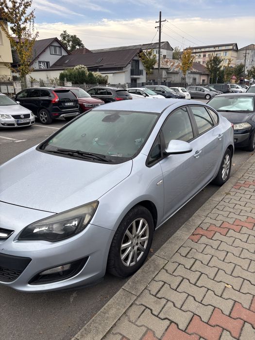 De vanzare opel astra 2017 1.4 benzina