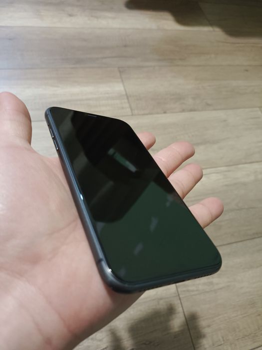 Продам айфон 11, 128 гб