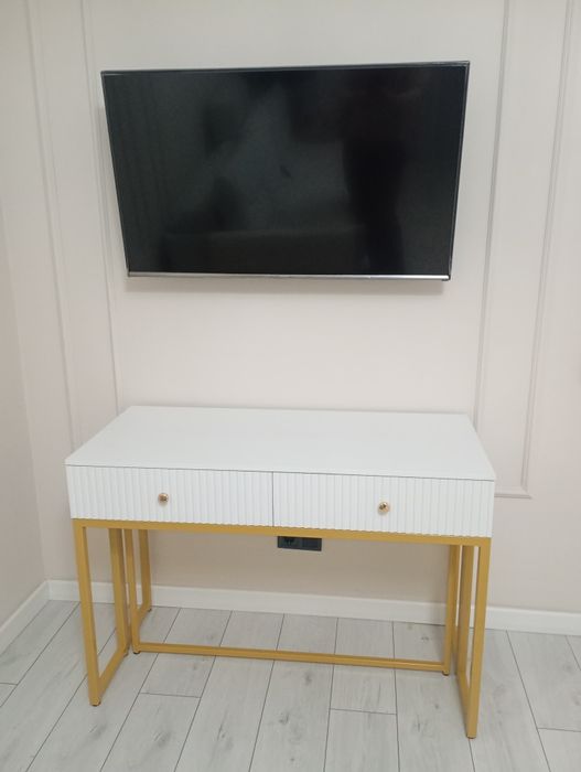 Стол  консоль-трансформер