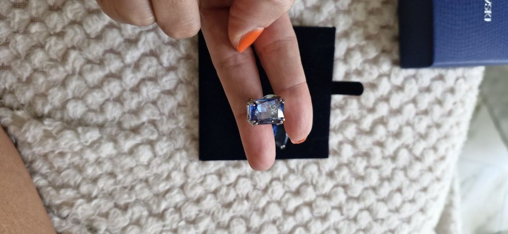 Обеци Swarovski Millenia