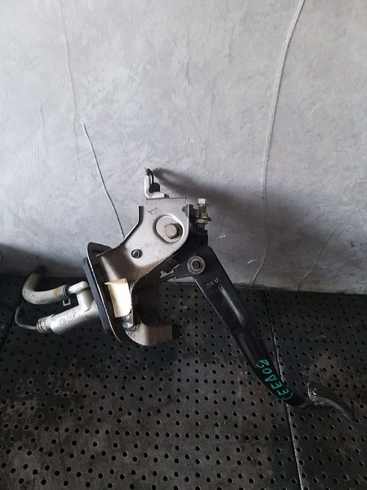 Pedala ambreiaj 1.4 b kia ceed 1 ed 328022h120