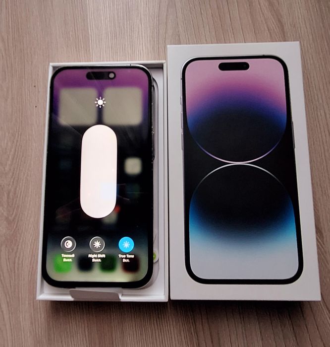 Продам Iphone 14 pro, айфон 14 про.