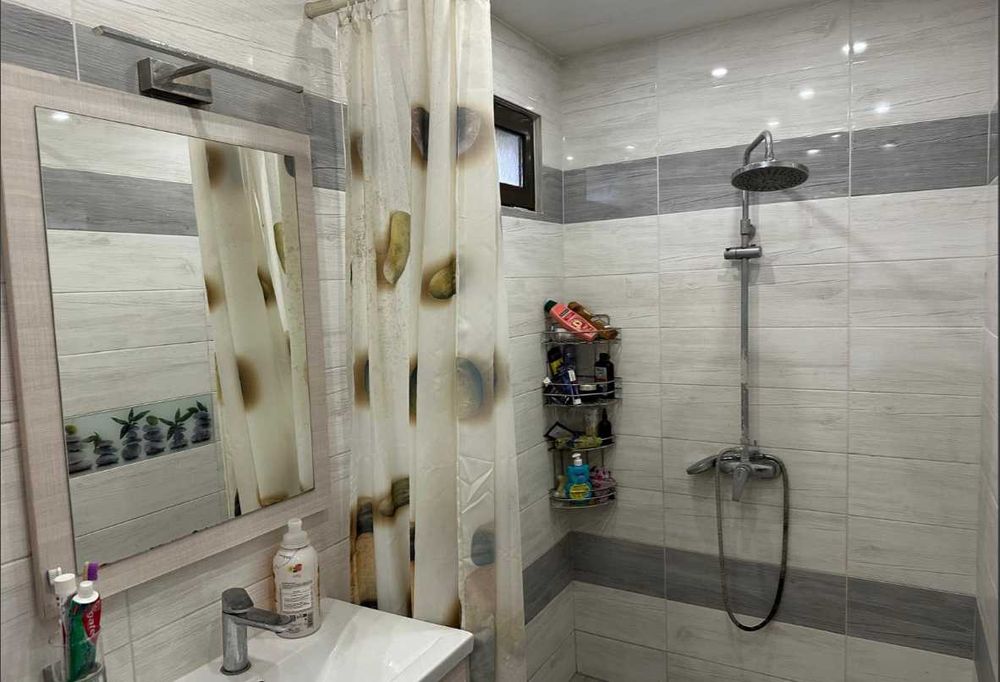 Продава се Къща в Варна, Център - 128 кв.м за 1562 €/кв.м - Снимка #11