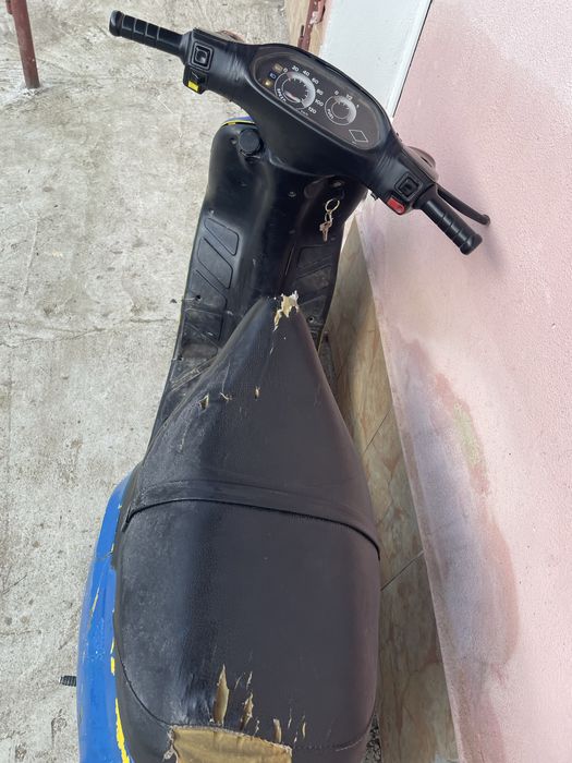 Scuter piaggio typhon 80cm