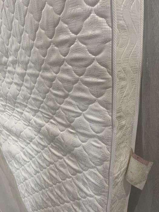 Отдам даром матрас