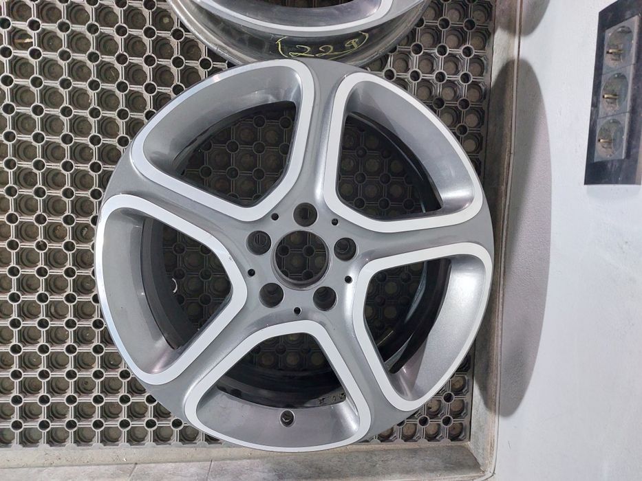 o janta trei 17 originala mercedes a w176 b w246 cla c117 7,5j et52,5