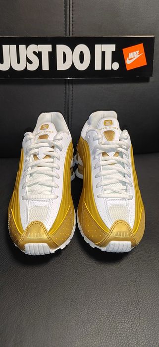 Nike Shox R4, номер 36