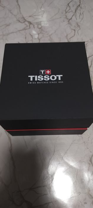 Продам часы, в хорошем состоянии