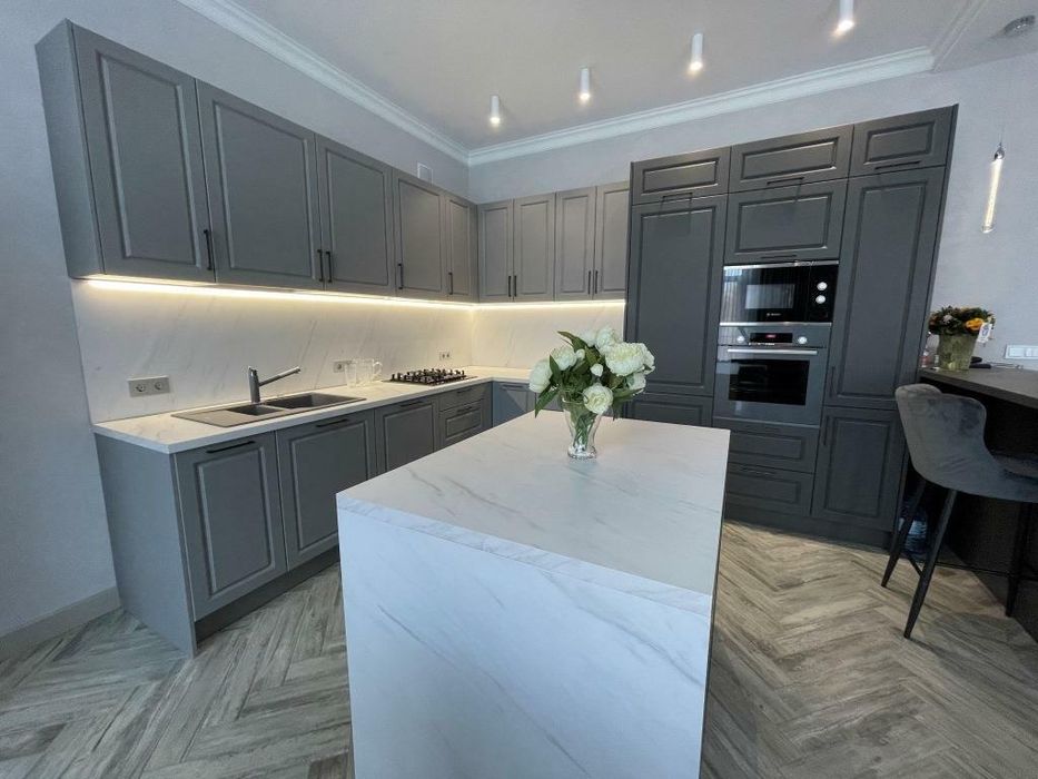Кухонный гарнитур , кухни под заказ