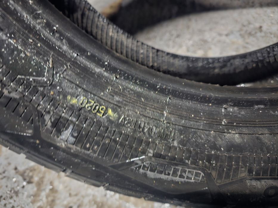 215 60 17c vara continental