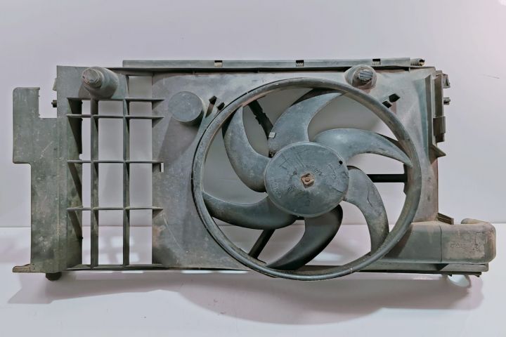 Electroventilator Racire  cu Suport 8240154D80 Peugeot 406 prima gene