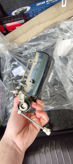 Продавам дръжка на багажник