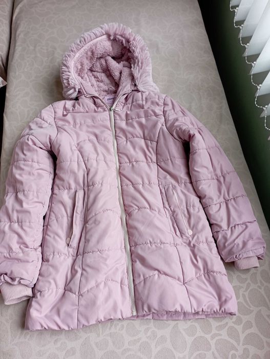 Запазено зимно яке за момиче