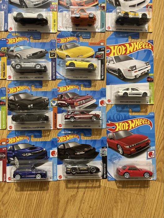 Продаю коллекцию Hot Wheels