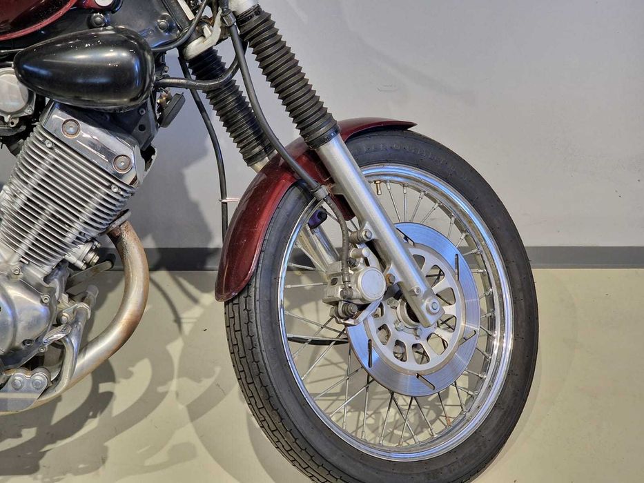 Motocicleta Yamaha Virago 535 1994