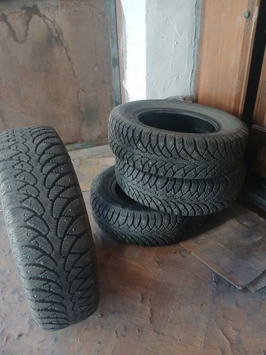 Продам колеса зима 13 пара 2 штуки