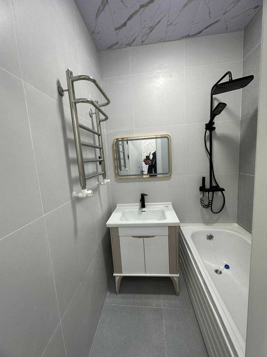 Продаётся 2х комн квартира на 1 этаже Ор-р Файзобод мечеть