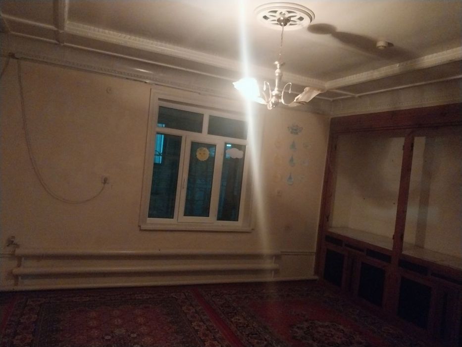 Keles sputnikda 5.8 sotixli hovli sotiladi