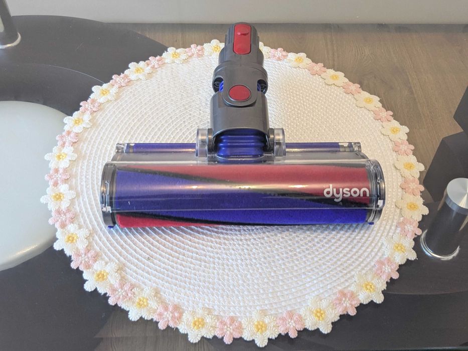 Оригинална Dyson v7 v8 мека четка за твърд под