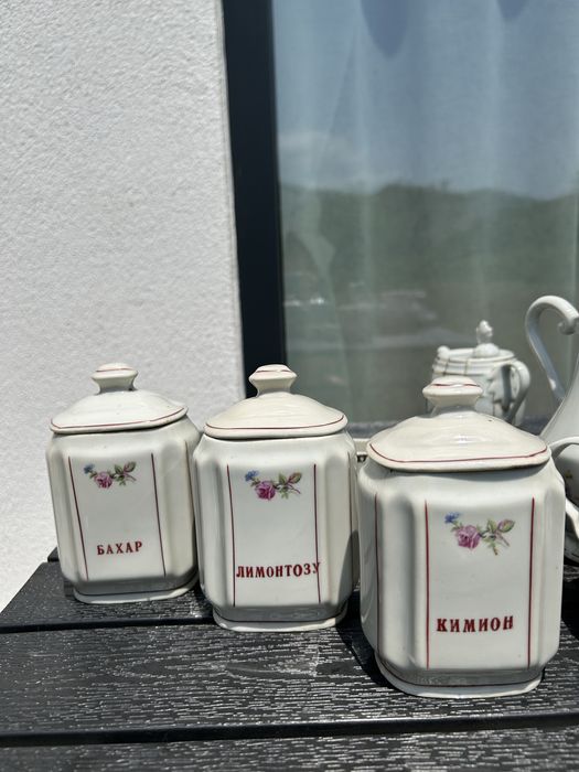 Порцеланови съдове