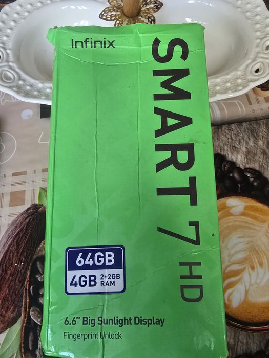 Продам телефон в хорошем состоянии Infinix smart 7 память 4/64