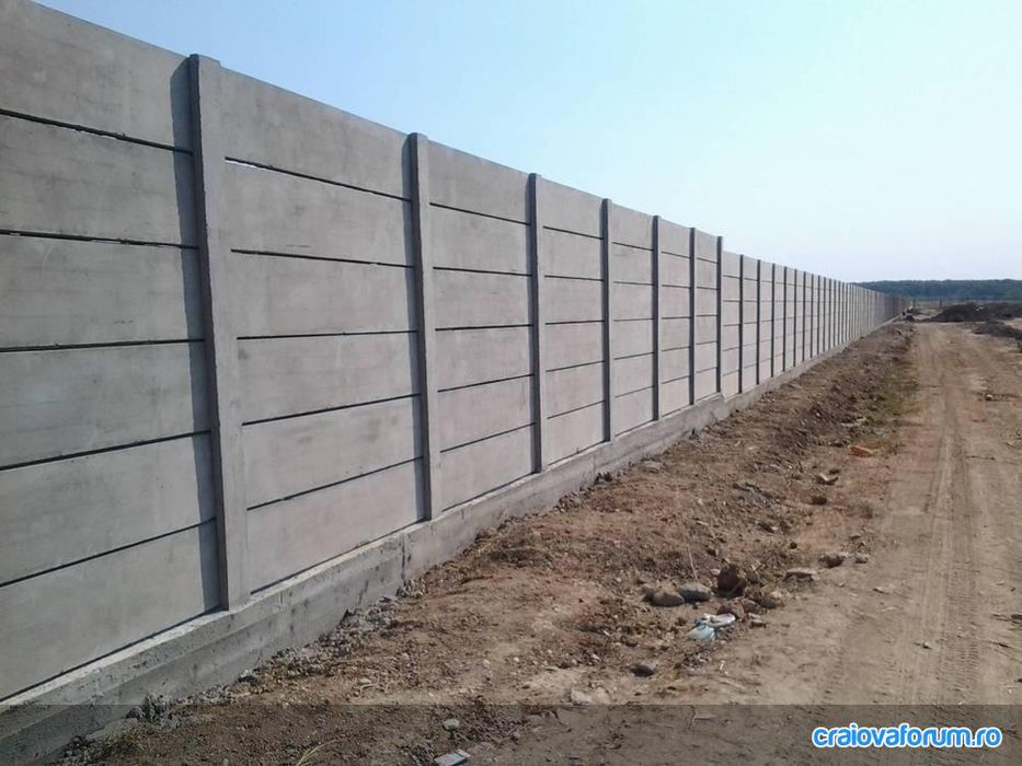 Vindem garduri din fier forjat și porți