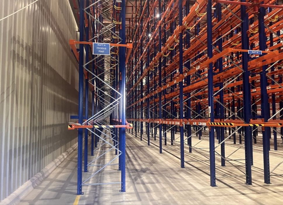 Rafturi metalice industriale