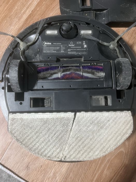 Продам робот пылесос !