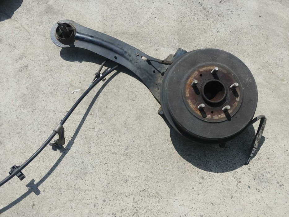 fuzeta dreapta spate 1.5 tdci ford focus 3 scurt