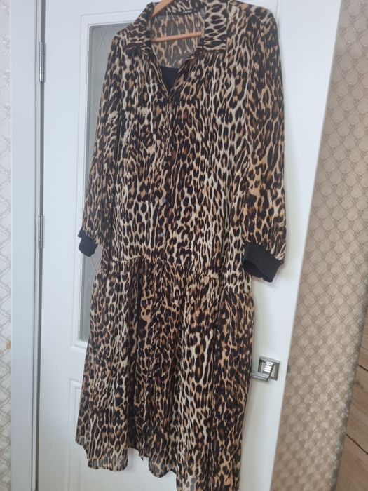 Продам женское платье