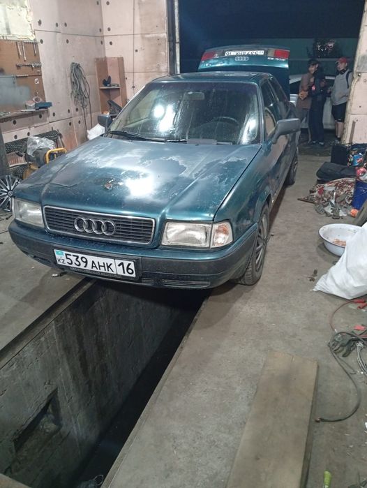 Продам или обмен  Ауди 80 Б4