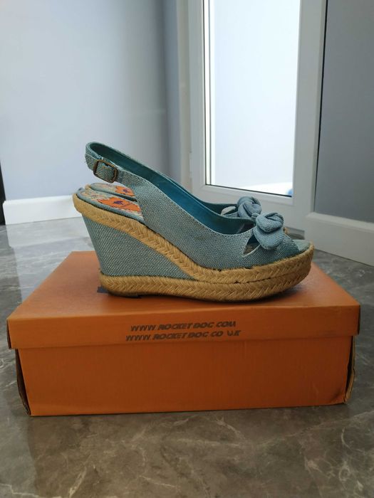 Сандалии летние на платформе Rocket Dog