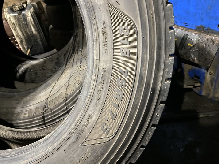 Продам 215/75R17.5 3колеса goodyear