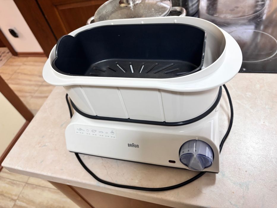 Уред за готвене на пара Braun