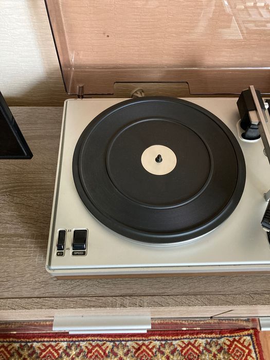 PHILIPS 22GF827/04  Грамофон  с усилвател и тонколона  VINTAGE