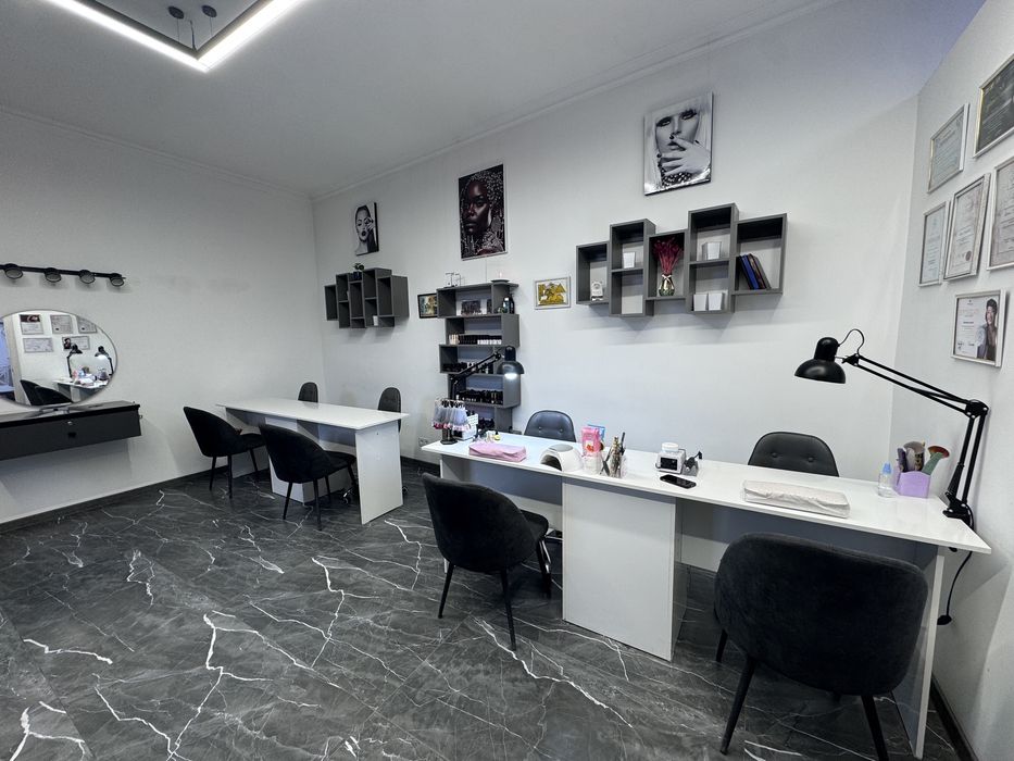 Мебель для салона и оборудование