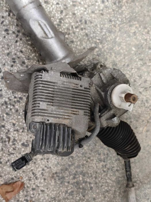 Рейка за мерцедес А класа w169 2005г. електрическа