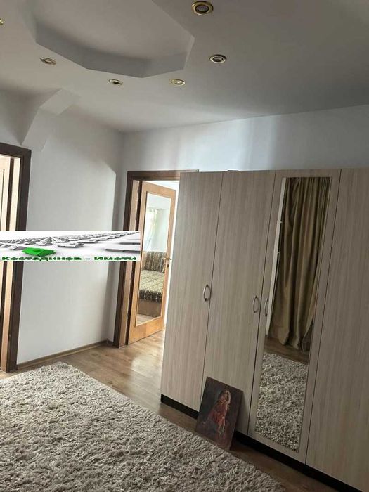 Дава се под наем Тристаен апартамент в Пловдив, Център - 120 кв.м за 400 € - Снимка #5