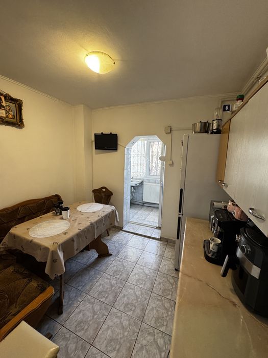 Vand apartament 3 camere, Tudor Vladimirescu,confort 1,decomandat