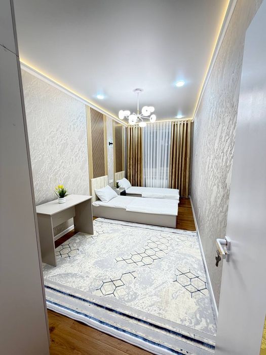 Продаётся Чиланзар 12 3в4 2 этаж.