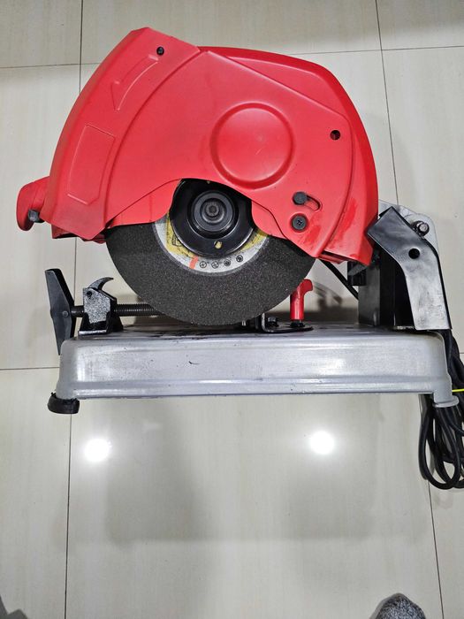 Fierastrau circular   CHS 355 Milwaukee