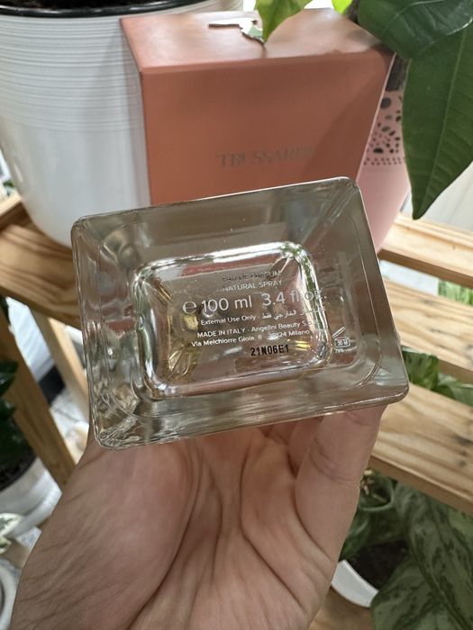 Парфюм Trussardi