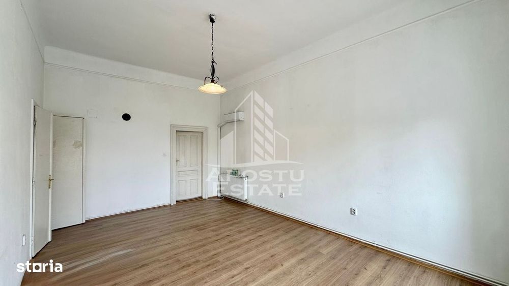 2 camere si boxa, loc de parcare, zona Elisabetin parc Carmen Sylva