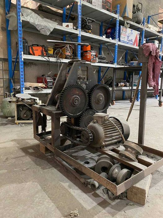 Электрический трубогибочный станок