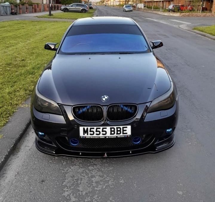 FIBRA !! Lip prelungire Buza bara fata BMW E60 E61 Maxton M pachet